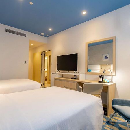 Hampton By Hilton Quito La Carolina Park Hotel Eksteriør billede