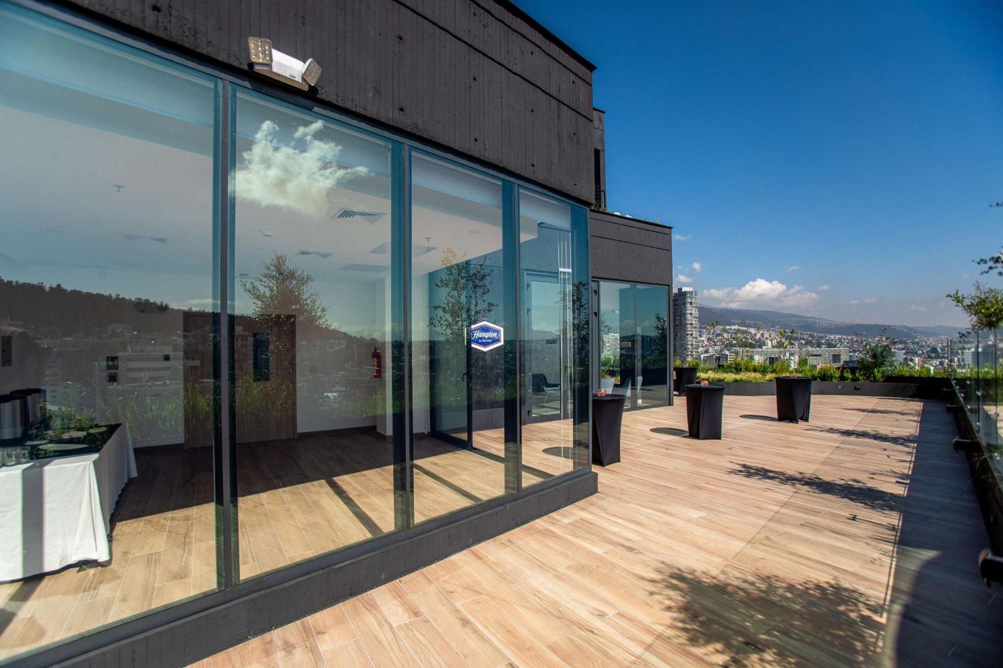 Hampton By Hilton Quito La Carolina Park Hotel Eksteriør billede