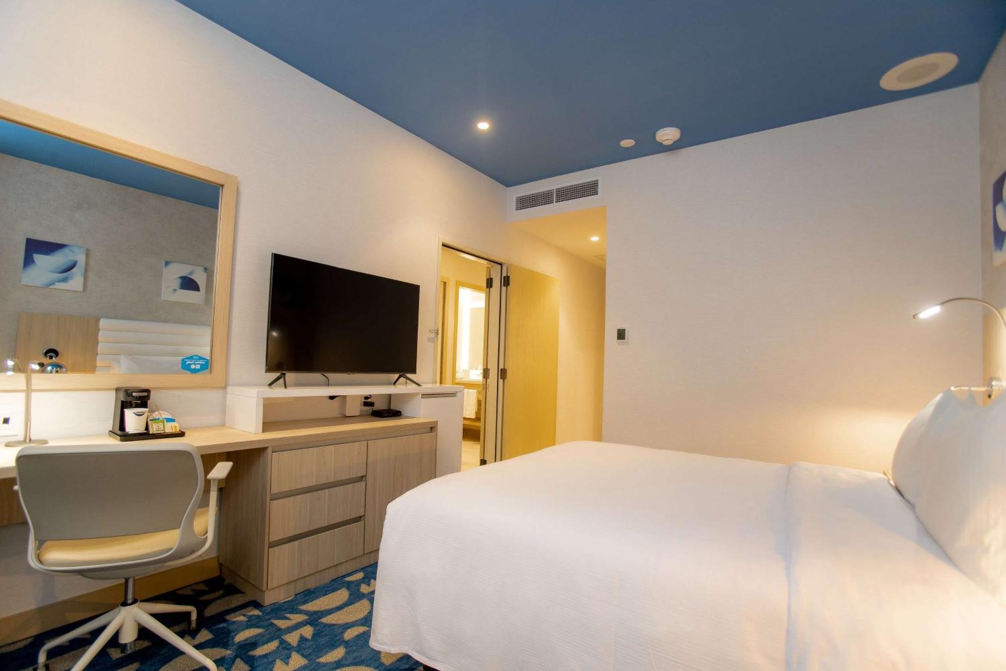 Hampton By Hilton Quito La Carolina Park Hotel Eksteriør billede