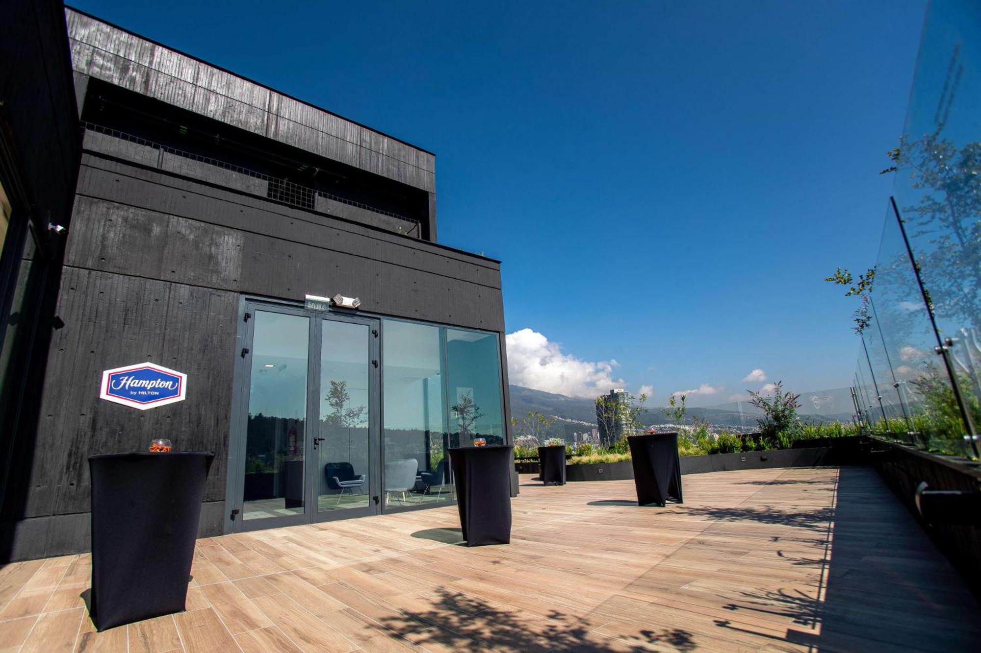 Hampton By Hilton Quito La Carolina Park Hotel Eksteriør billede
