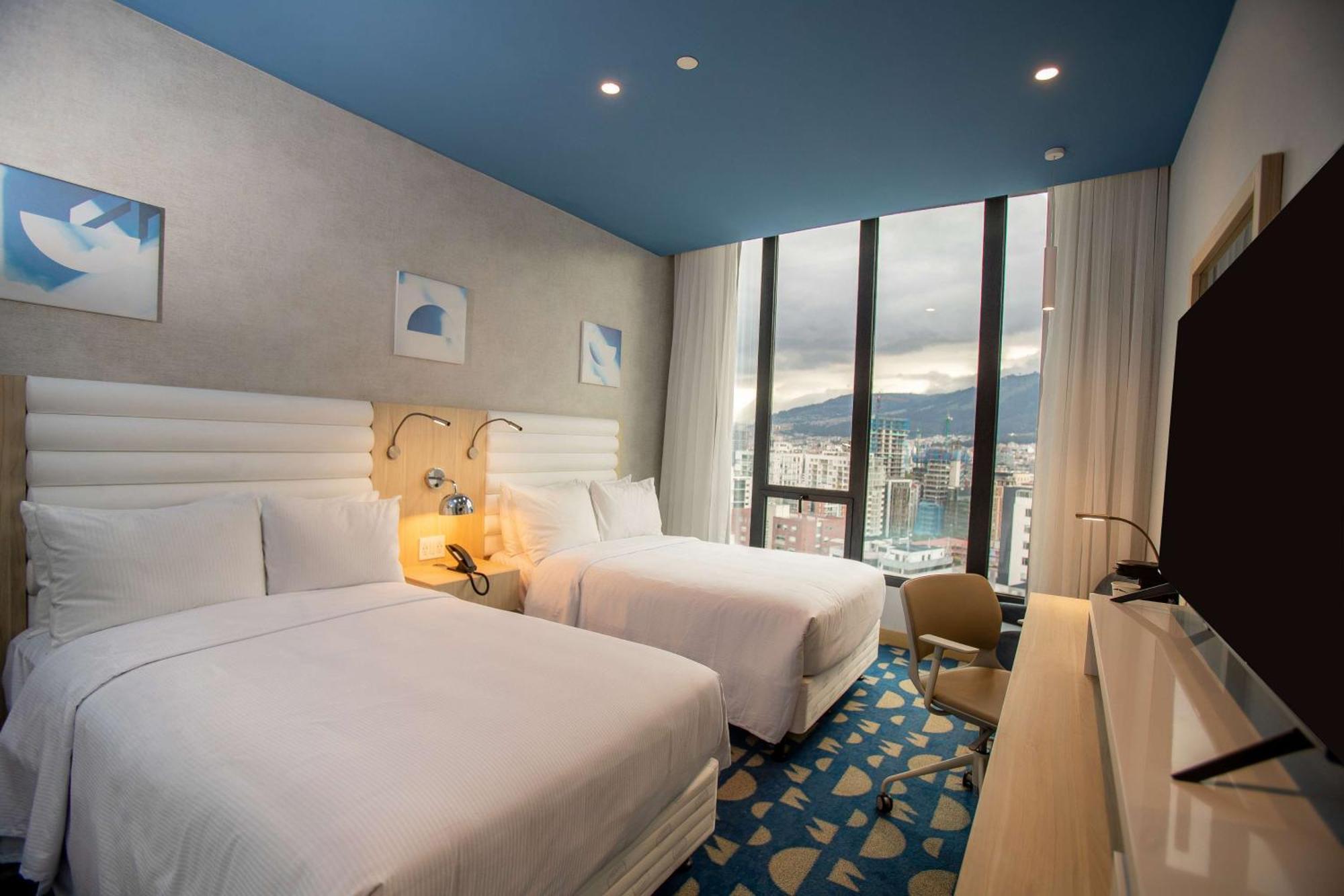 Hampton By Hilton Quito La Carolina Park Hotel Eksteriør billede