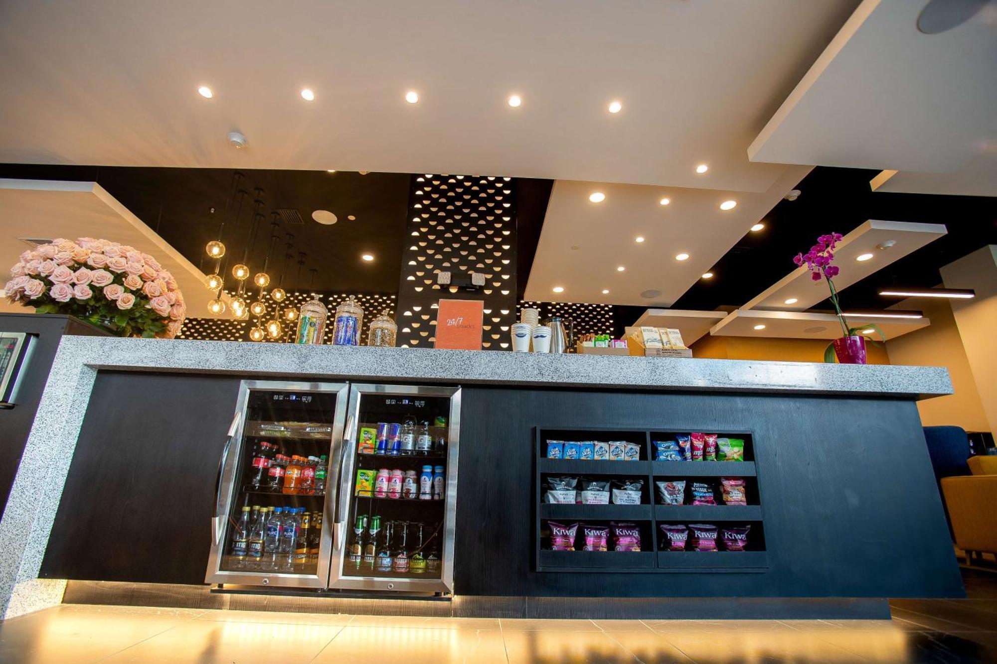 Hampton By Hilton Quito La Carolina Park Hotel Eksteriør billede