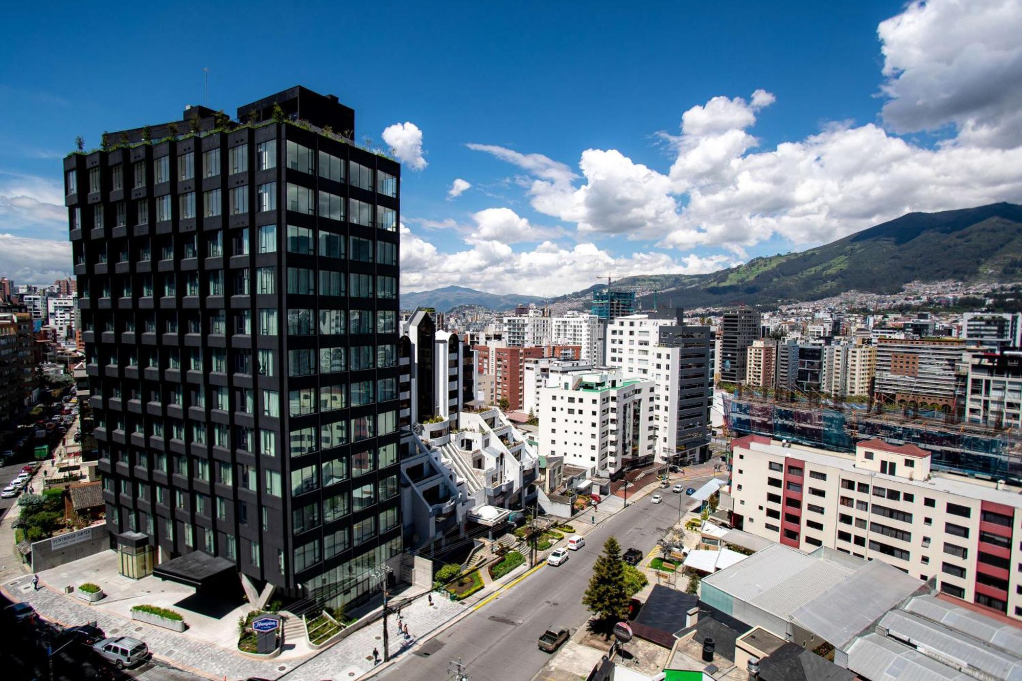 Hampton By Hilton Quito La Carolina Park Hotel Eksteriør billede